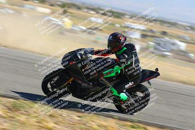 media/Oct-15-2023-TrackXperience (Sun) [[85198ff50b]]/Group 3/session 4 turn 3/